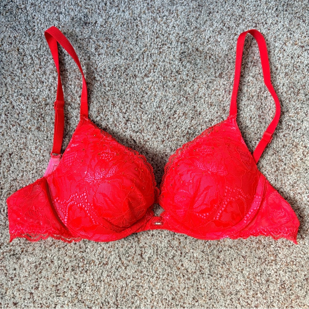 Victorias Secret Red Lace Push-Up Bra 34B